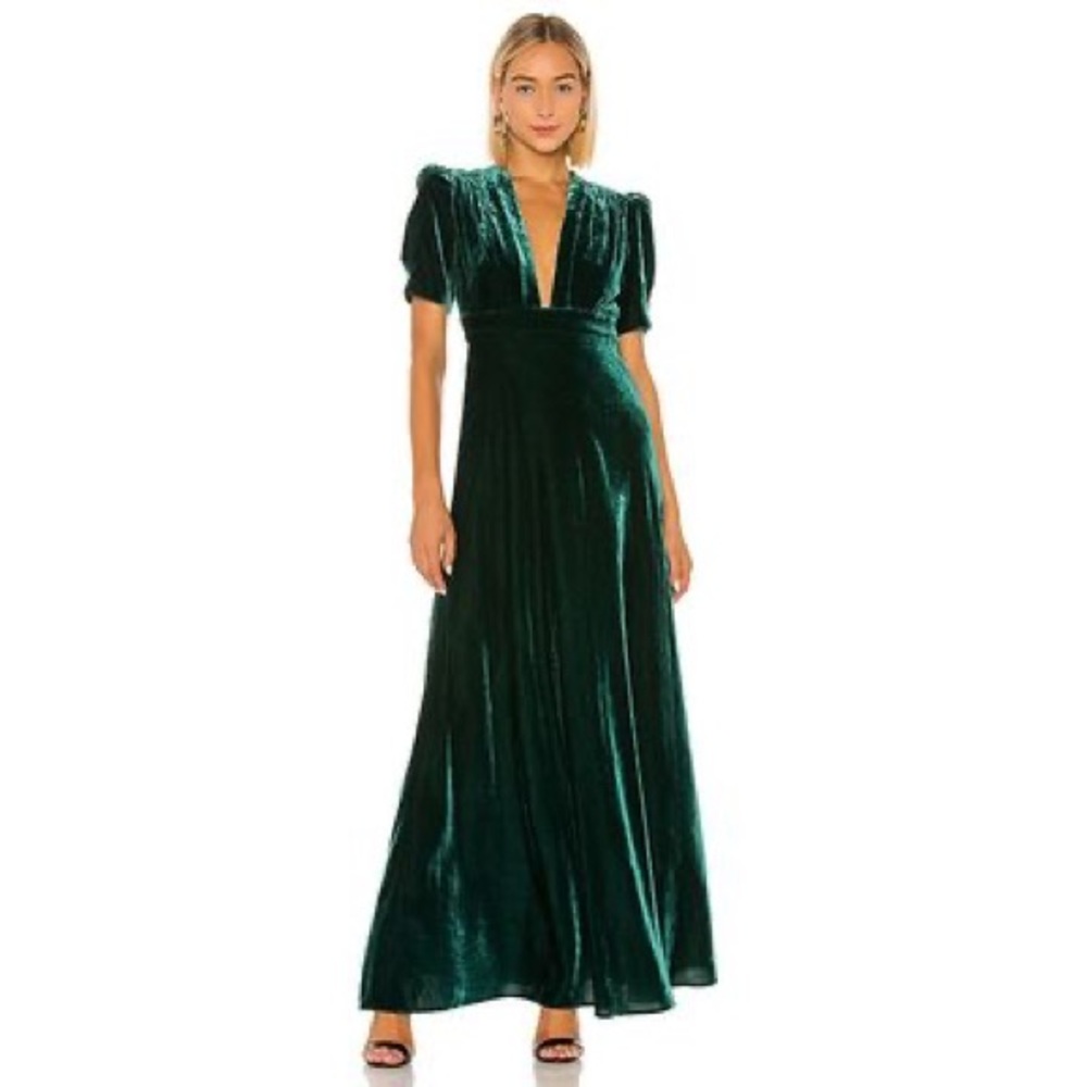 SALE ⭐️ Jill Jill Stuart Emerald Green Velvet Gown